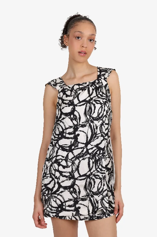 One-shoulder skater dress-Gucci Black/White Silk Pattern Sleeveless Dress Size 38