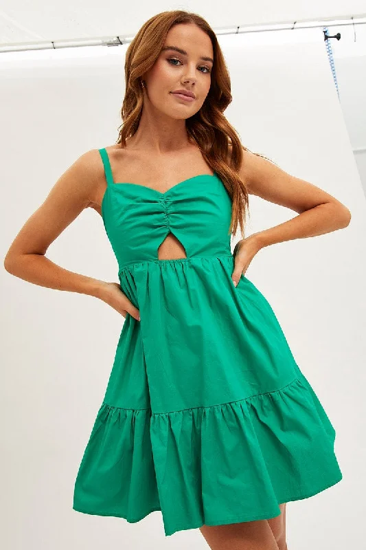 Polka dot party dress-Green Fit And Flare Dress Sleeveless Ruched Bust